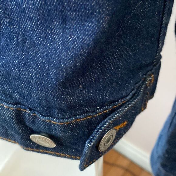 CUSTOMIZED Embroidery 'Stitch-on- denim red tag Levi’s jacket Sz S - Picture 8 of 16